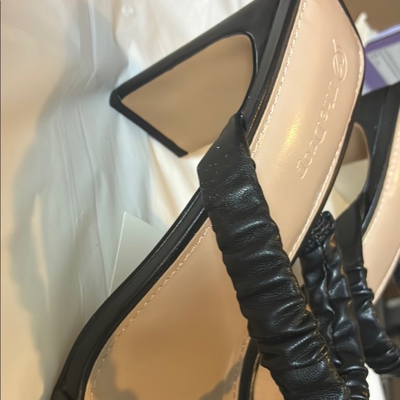 Modern Black Ruched Leather Heels - Picture 6 of 9